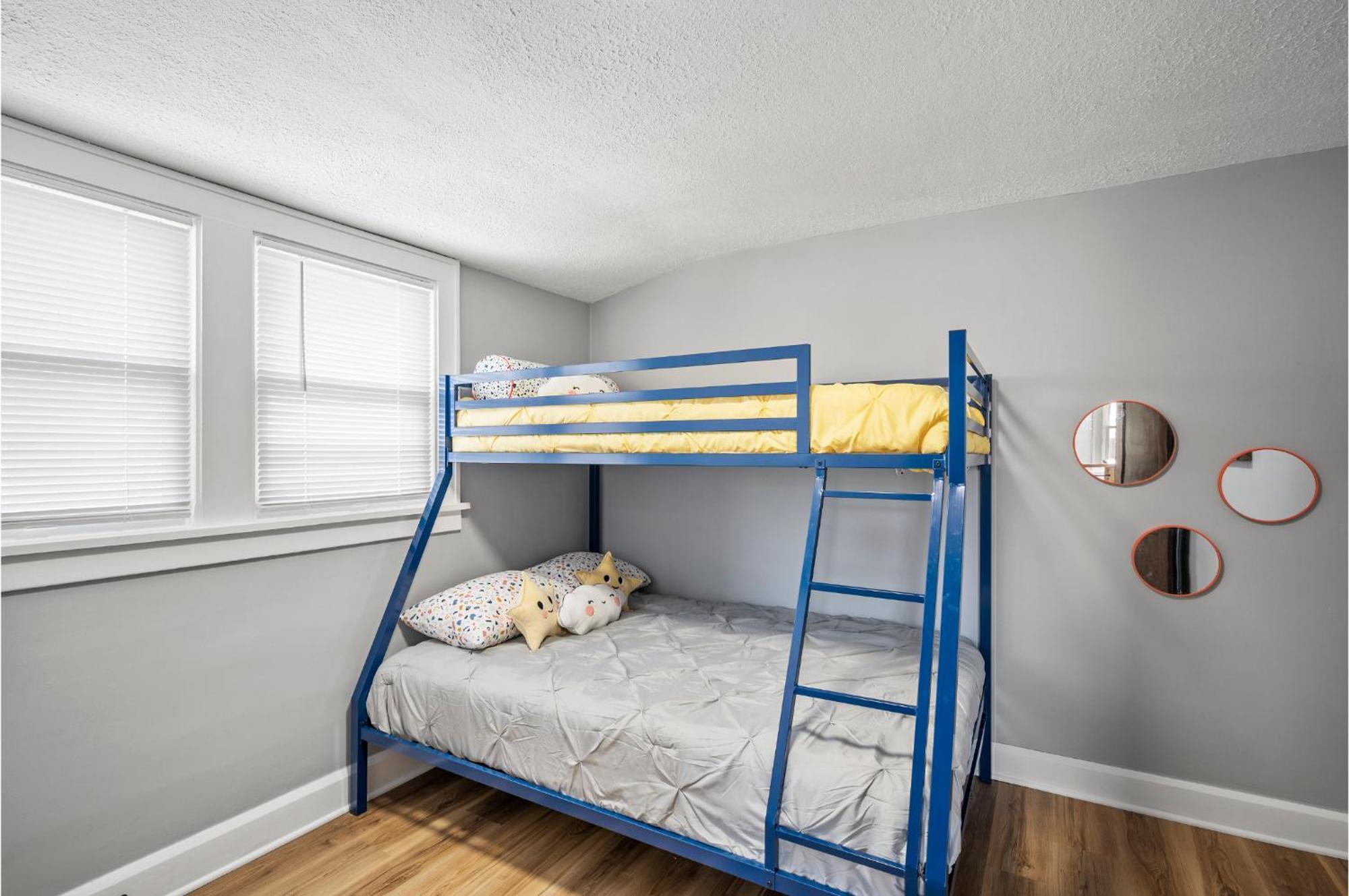 Amazing Parma Home King Bed Full Office Room Bagian luar foto